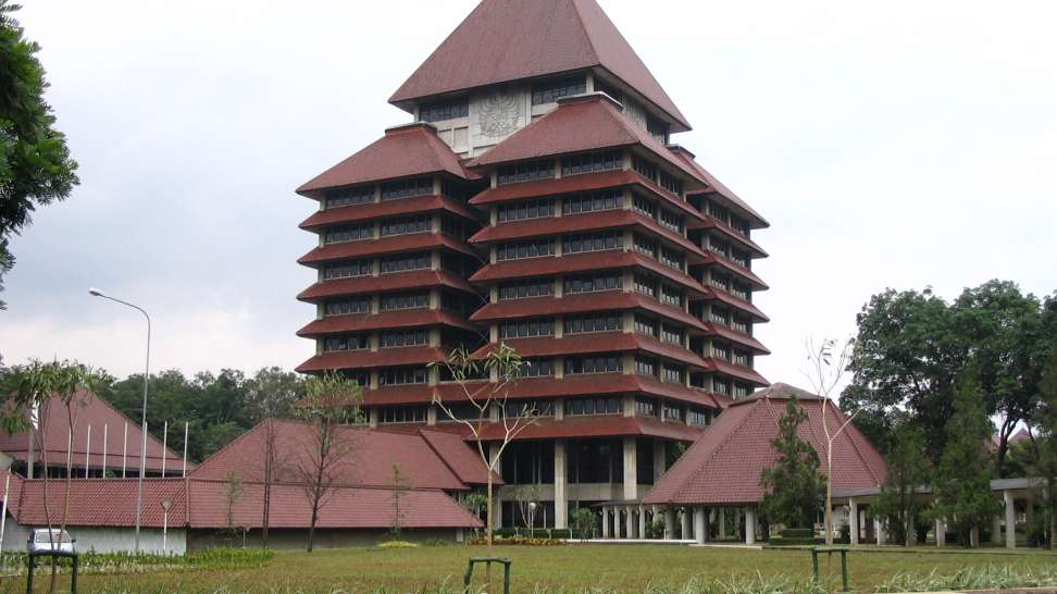 Ekonomi di Universitas