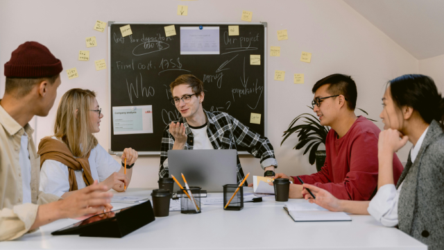 Keunggulan Sistem Duale Ausbildung Jerman: Kerja & Digaji!