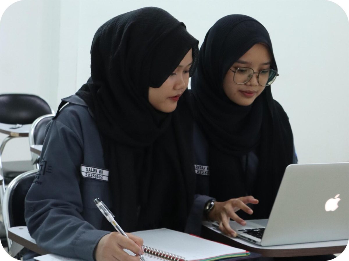 Peran Pendidikan Ekonomi dalam Menyiapkan Mahasiswa Menghadapi Perubahan Dunia Bisnis